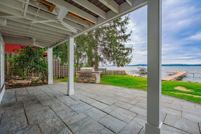 $2,400,000 | 5511 Mendota Drive, Middleton, WI 53562