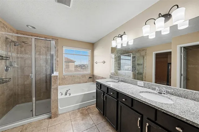 $375,000 | 10233 Newminster Loop, Ruskin, FL 33573