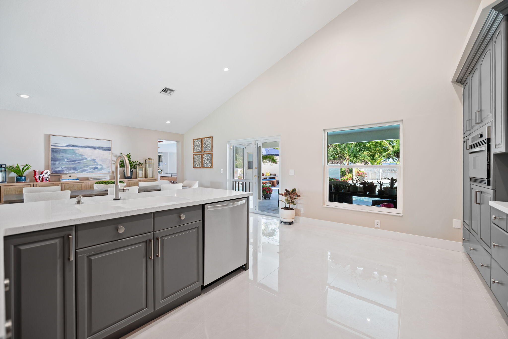 22612 Middletown Drive Boca Raton, FL 33428 - Photo 14 of 46 16-web-or-mls-22612-middletown-dr