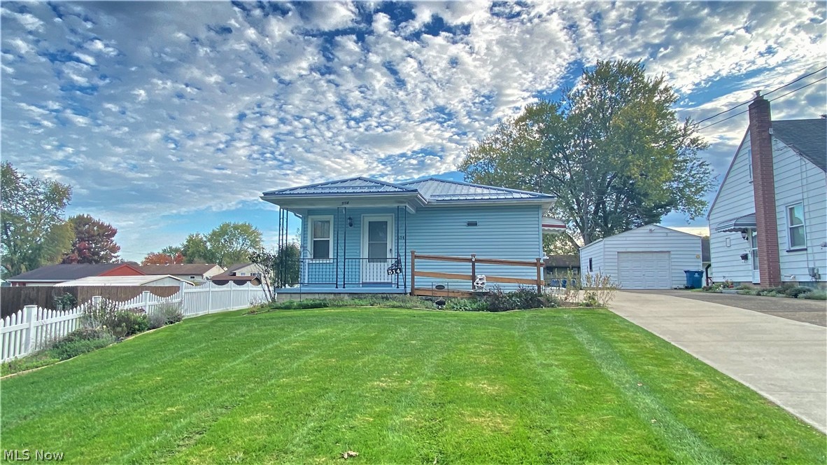514 Spring Street Struthers, OH 44471 - Photo 1 of 16 Gallery Image 1