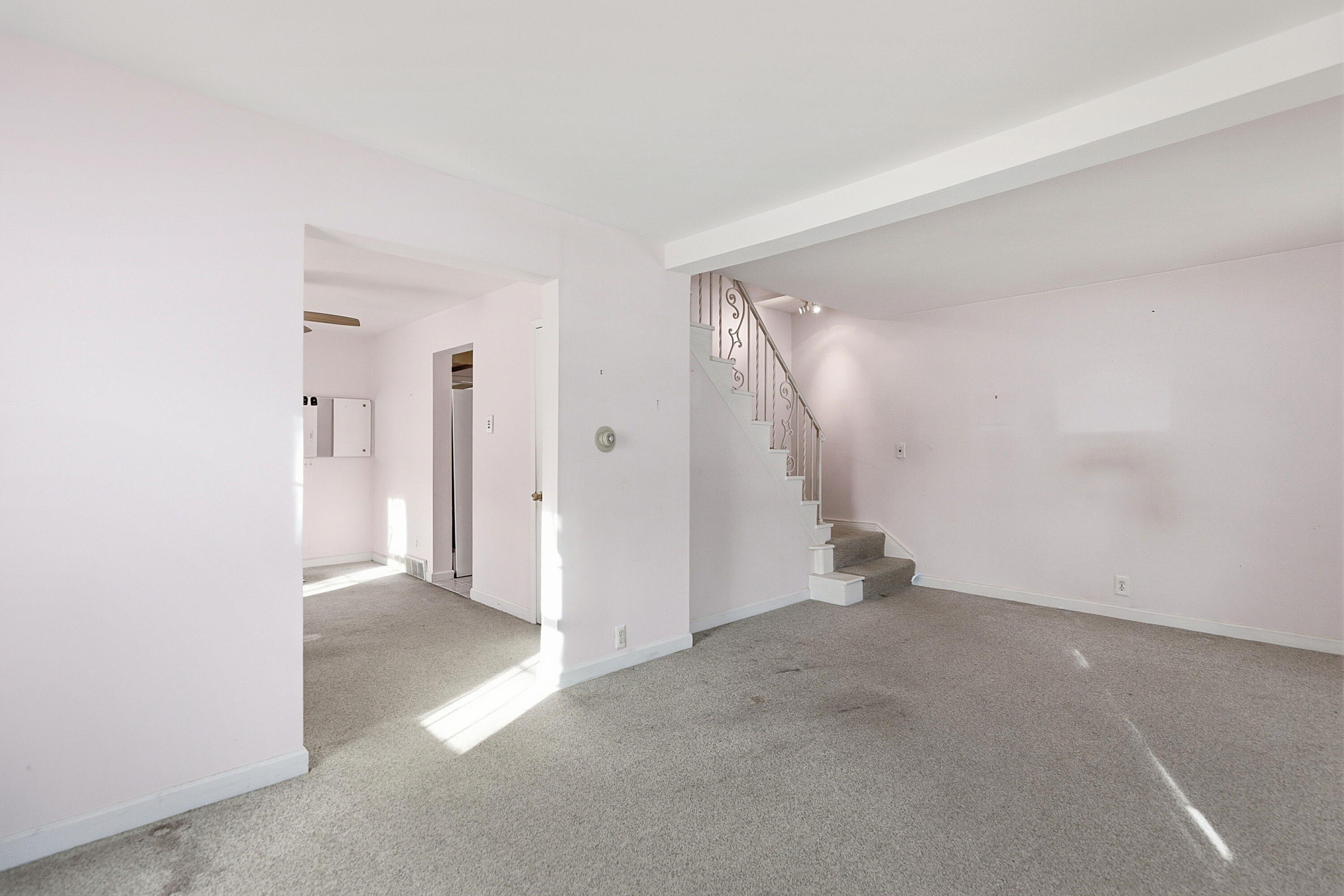 23013 Melrose Avenue Eastpointe, MI 48021 - Photo 5 of 34 4