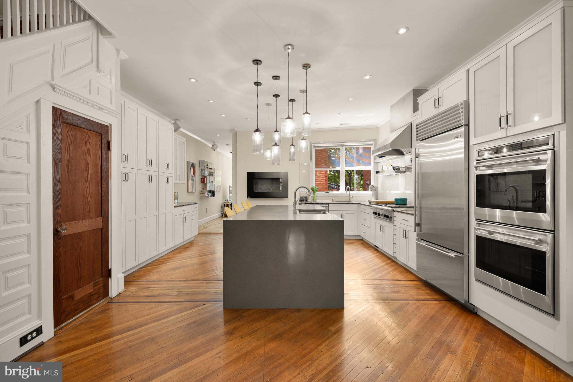 1834 Park Road Northwest Washington, DC 20010 - Photo 13 of 67 Enormous gourmet kitchen