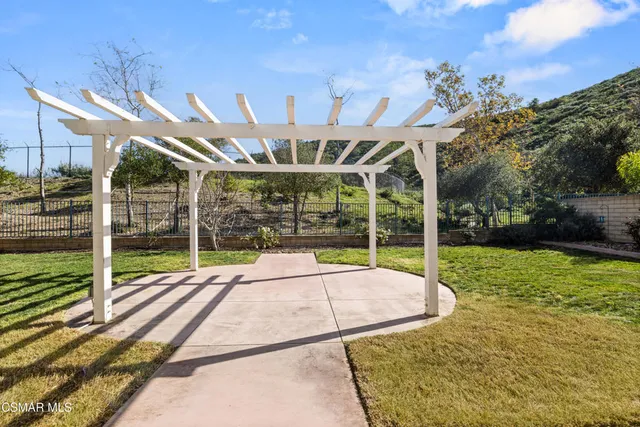 $1,100,000 | 4346 Camino De La Rosa, Newbury Park, CA 91320