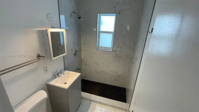 $2,200 | 209 Northwest 84rd Street, Unit 209, Miami, FL 33150