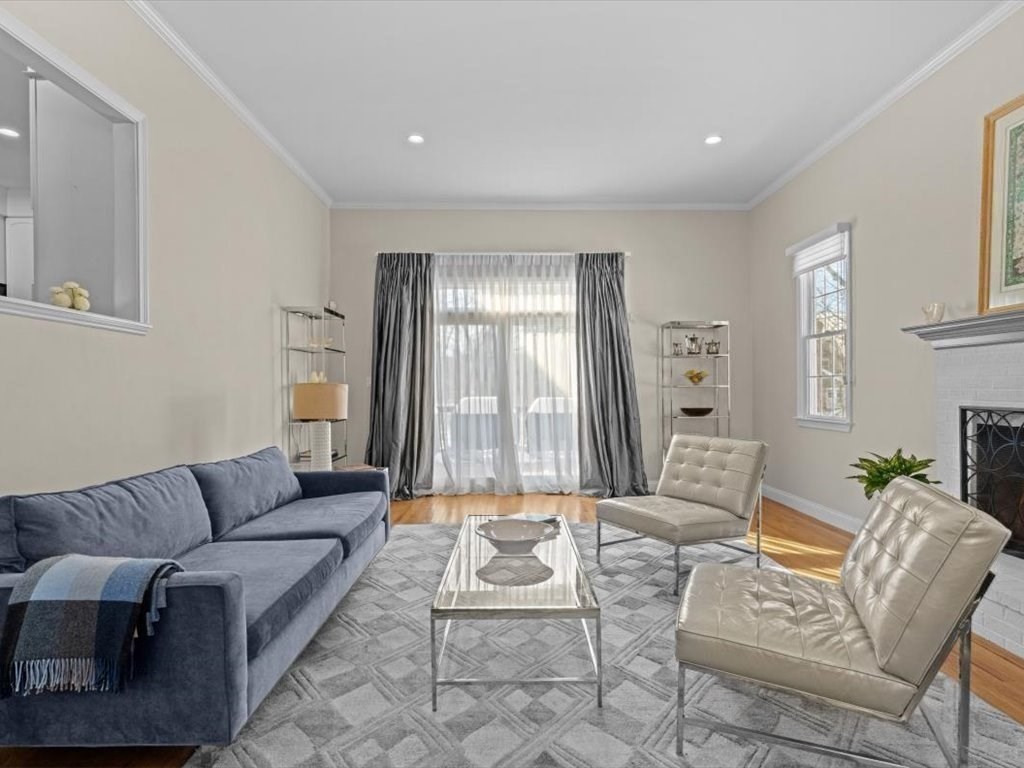 24 Moseley Avenue Needham, MA 02492 - Photo 12 of 41