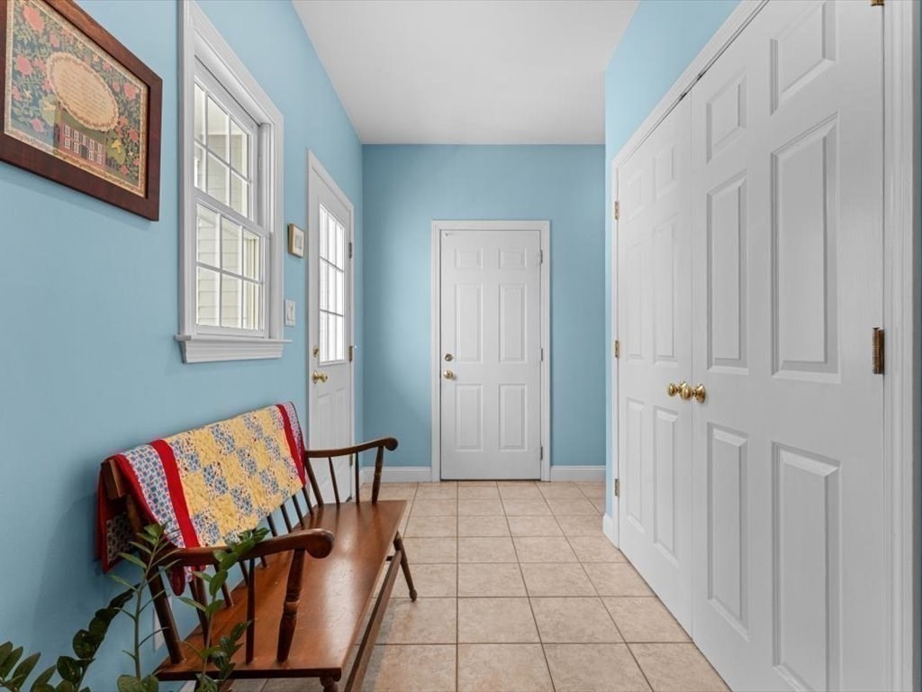 24 Moseley Avenue Needham, MA 02492 - Photo 13 of 41