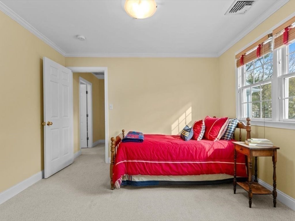 24 Moseley Avenue Needham, MA 02492 - Photo 29 of 41