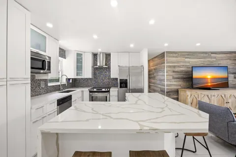 $799,000 | 817 Southeast 16th Street, Deerfield Beach, FL 33441