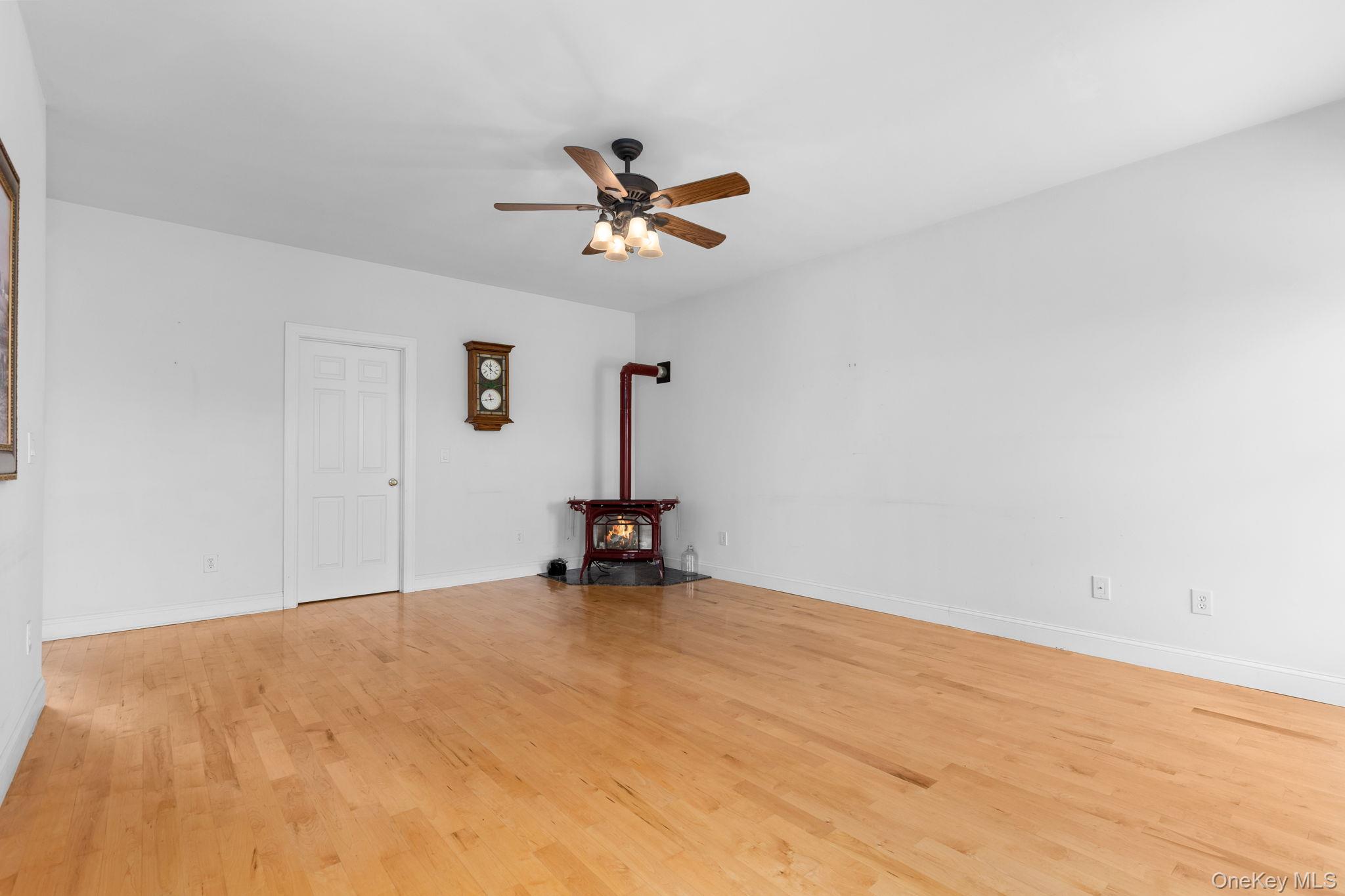 128 Old Pawling Road Pawling, NY 12564 - Photo 14 of 37