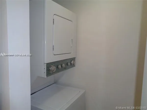 $2,100 | 3271 Sabal Palm Manor, Unit 103, Davie, FL 33024