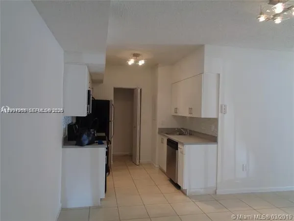 $2,100 | 3271 Sabal Palm Manor, Unit 103, Davie, FL 33024