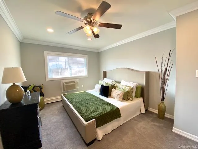 $2,390 | 323 Brook Avenue, Unit 3231A, Bay Shore, NY 11706