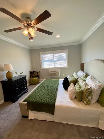 $2,390 | 323 Brook Avenue, Unit 3231A, Bay Shore, NY 11706