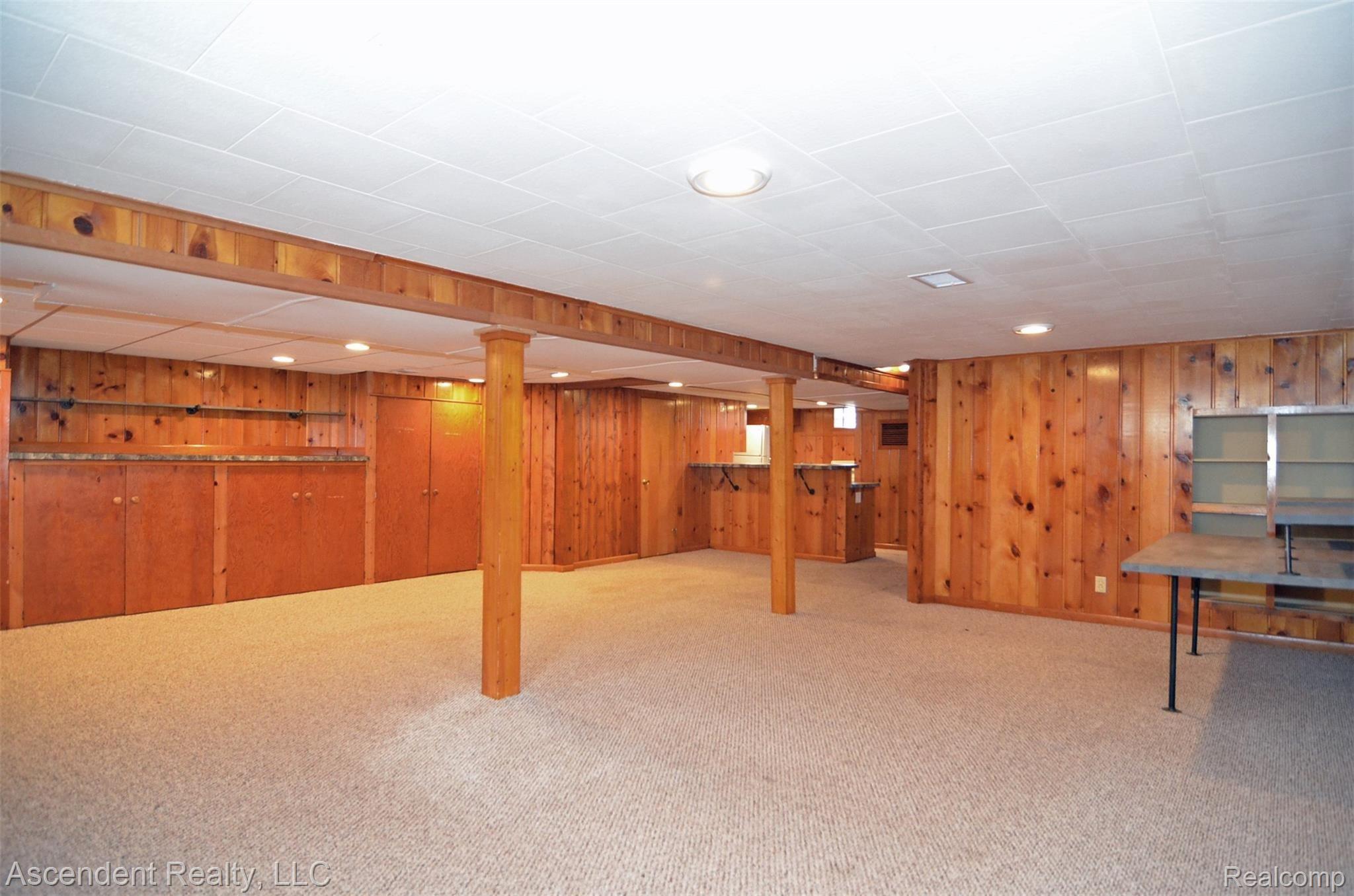 111 South Helen Avenue Rochester, MI 48307 - Photo 18 of 28 Finished lower level view 2.jpg