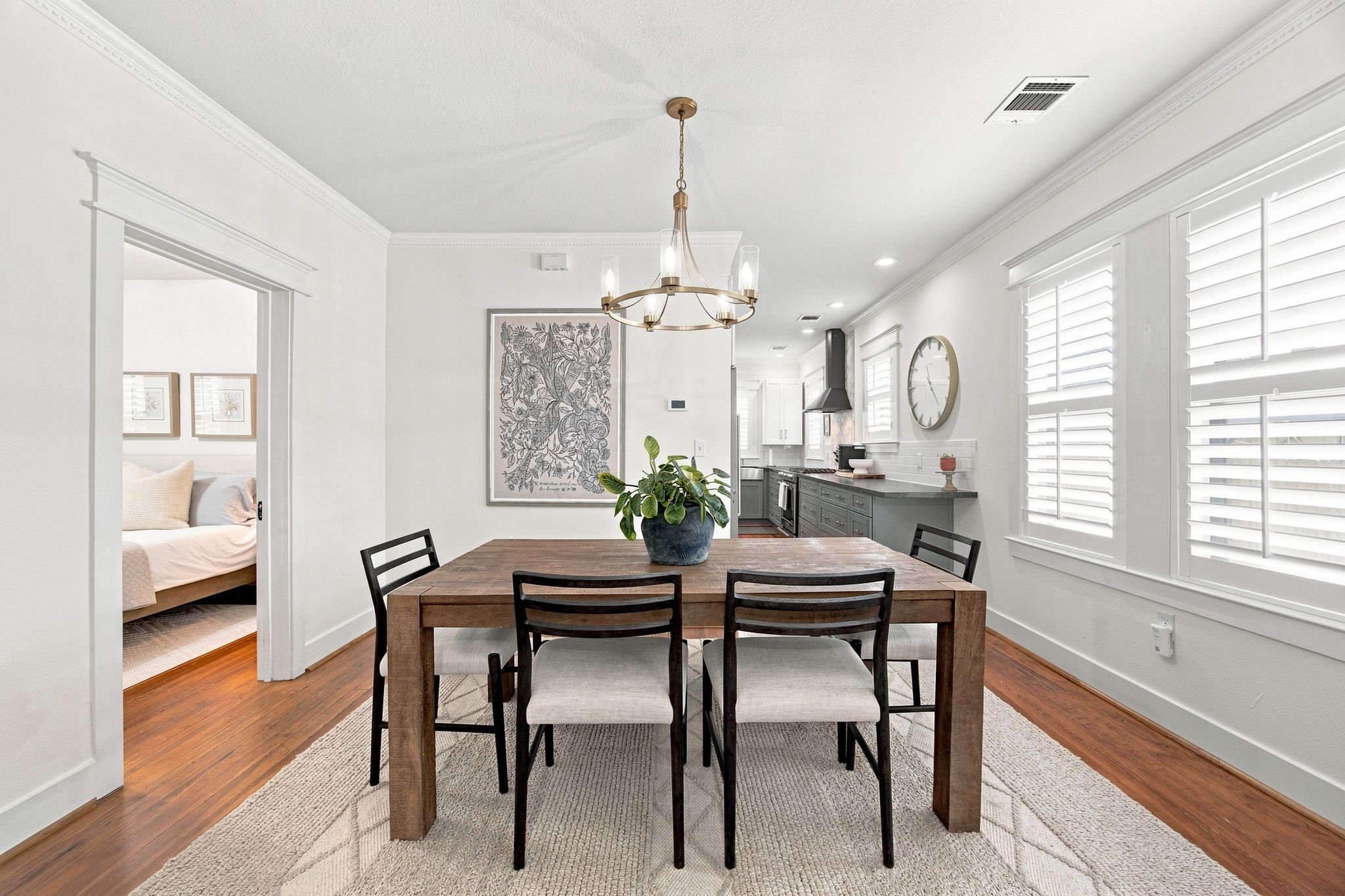 4618 McEwen Street Houston, TX 77009 - Photo 8 of 39 Gallery Image 8
