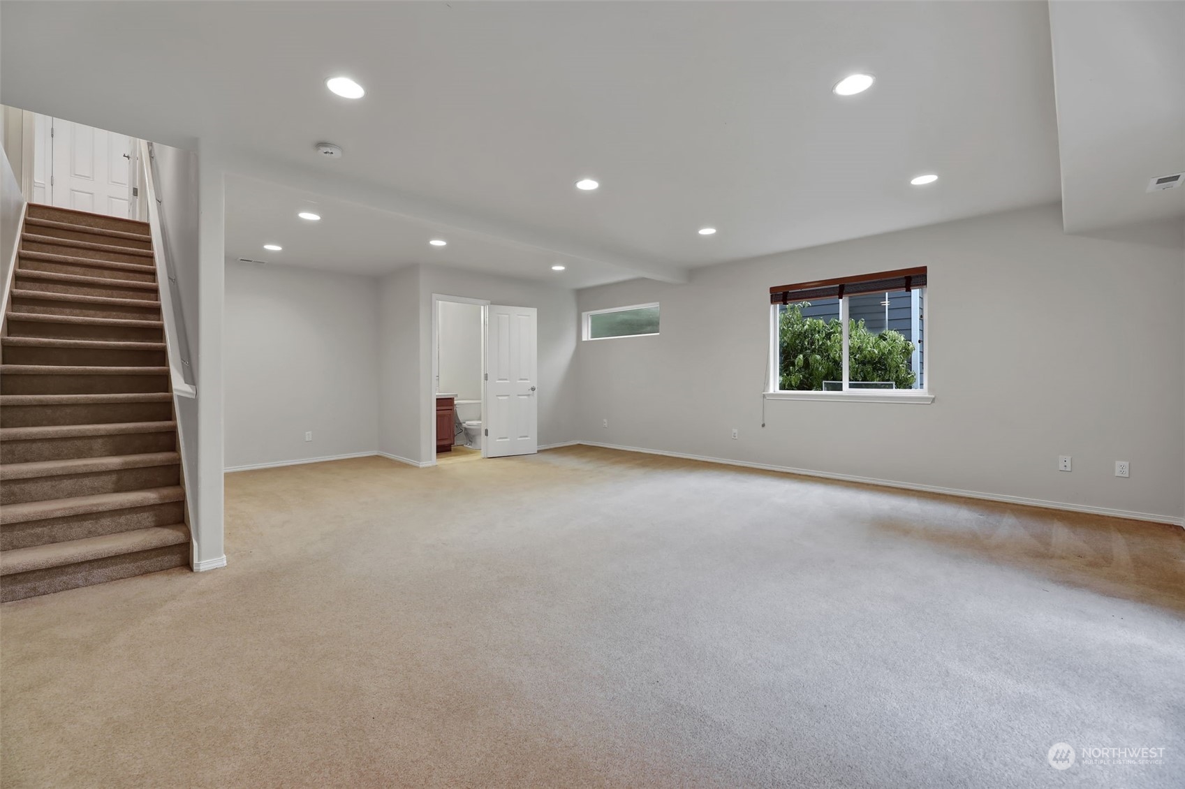 3714 Lincoln Court Northeast Renton, WA 98056 - Photo 27 of 33