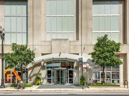 $305,000 | 125 South Jefferson Street, Unit 3203, Chicago, IL 60661