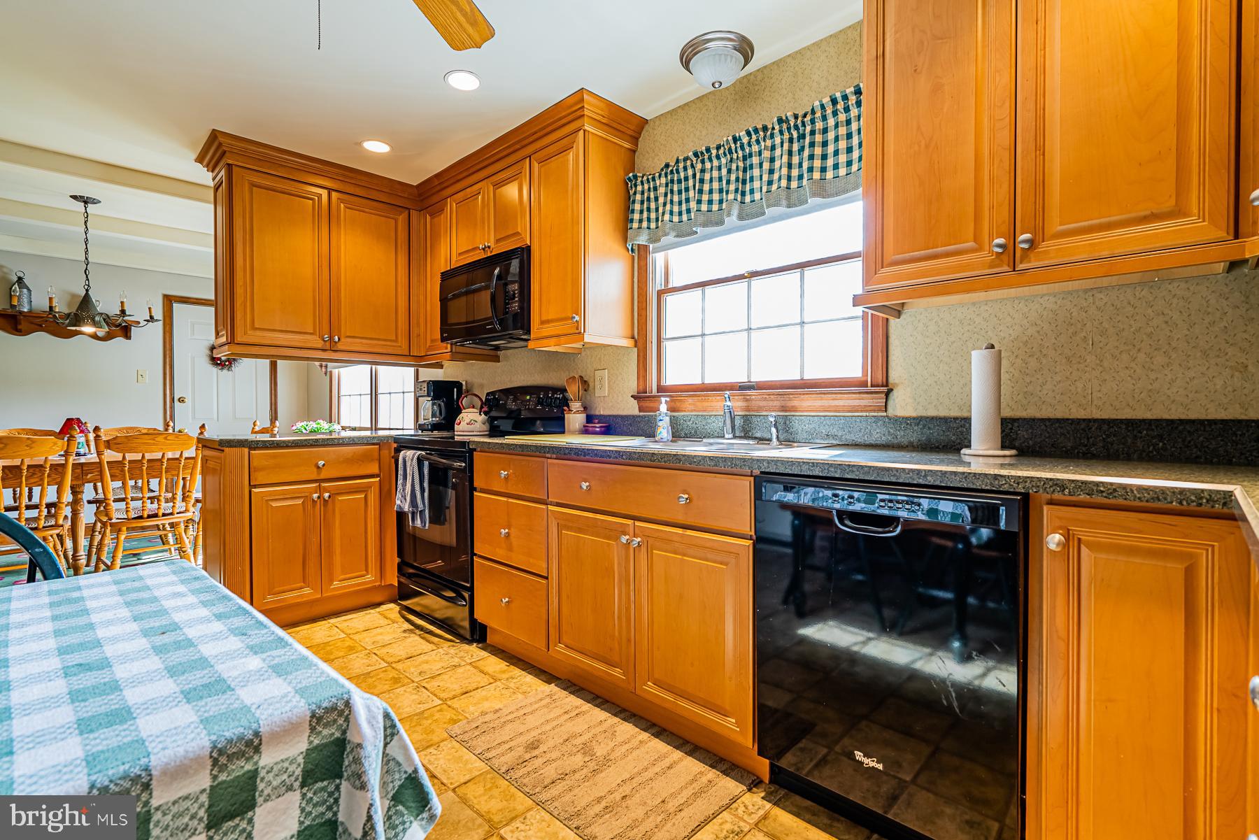 915 Dublin Road Perkasie, PA 18944 - Photo 13 of 33 Gallery Image 13
