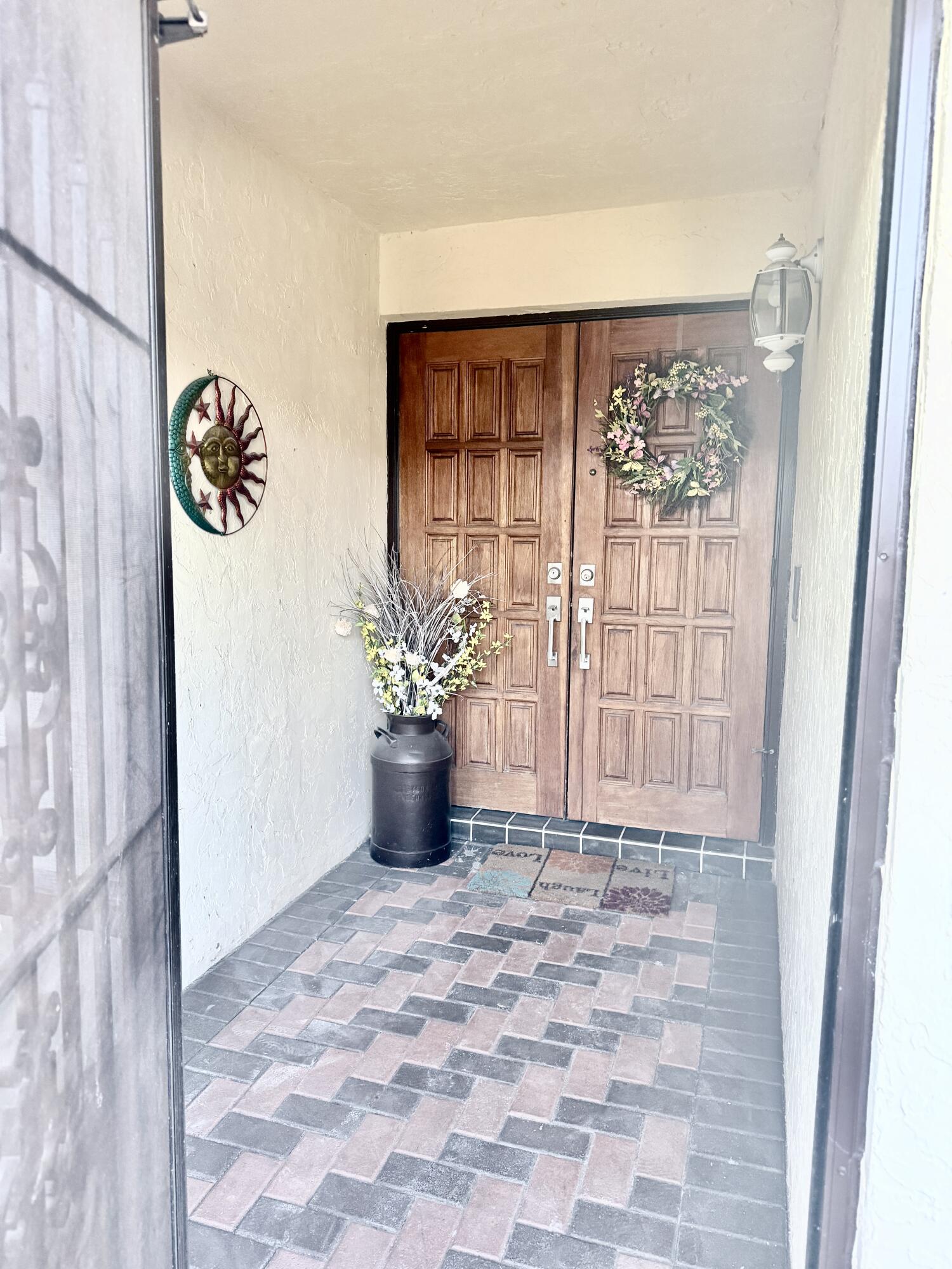 7024 Golf Pointe Circle Tamarac, FL 33321 - Photo 2 of 28