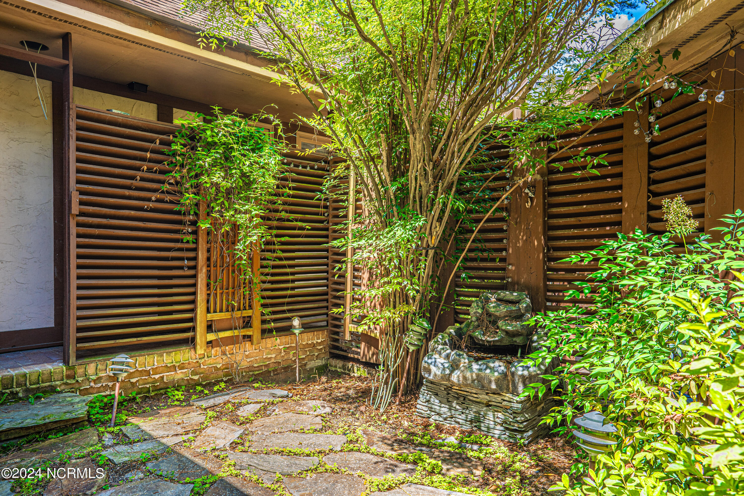 3 Thunderbird Circle Pinehurst, NC 28374 - Photo 12 of 25 "Secret garden" area off of master suite