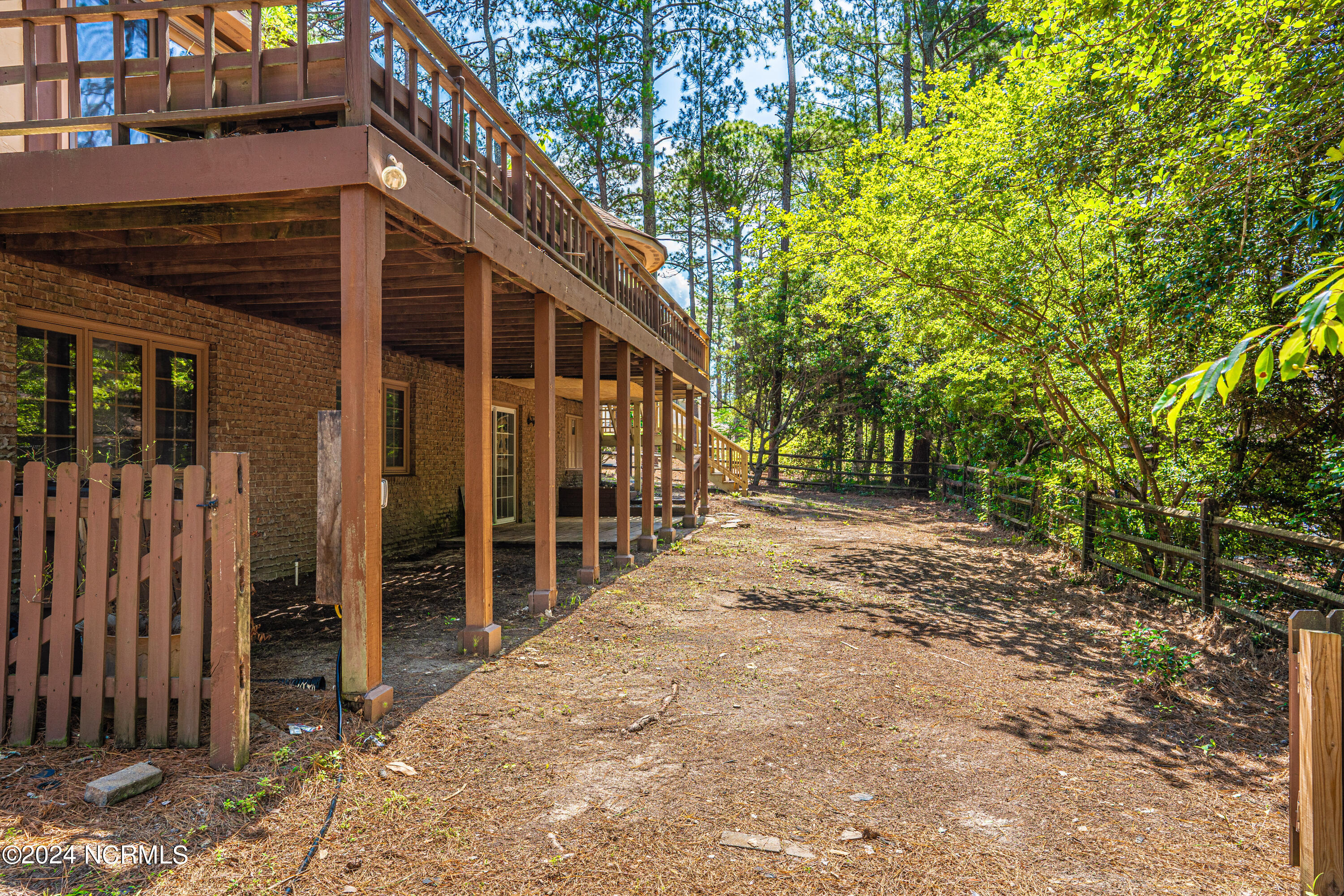 3 Thunderbird Circle Pinehurst, NC 28374 - Photo 15 of 25 Back patio and deck