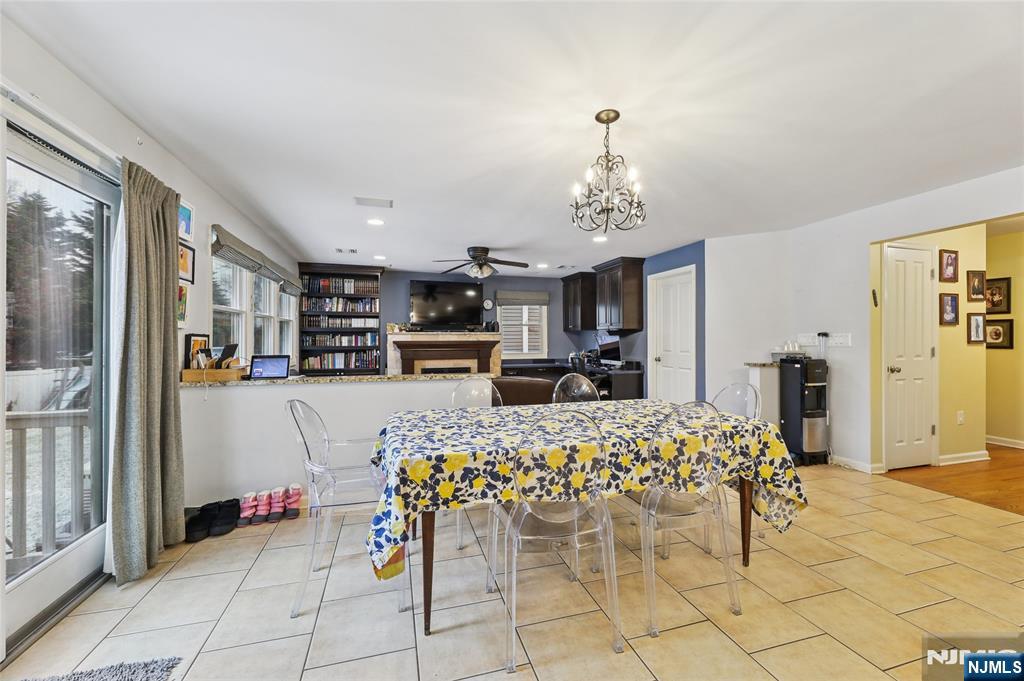 50 Highgate Terrace Bergenfield, NJ 07621 - Photo 14 of 37