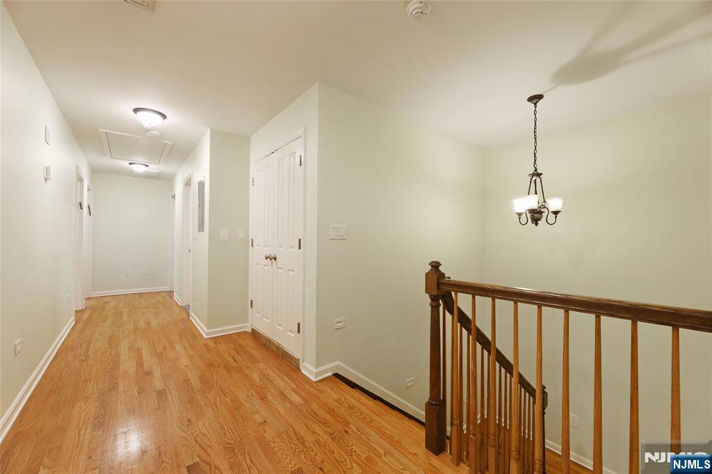50 Highgate Terrace Bergenfield, NJ 07621 - Photo 21 of 37