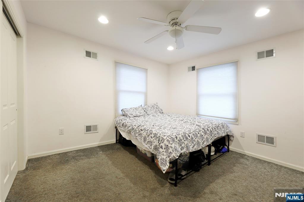 50 Highgate Terrace Bergenfield, NJ 07621 - Photo 24 of 37