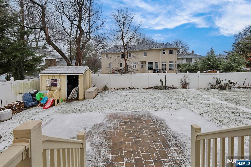 50 Highgate Terrace Bergenfield, NJ 07621 - Photo 36 of 37