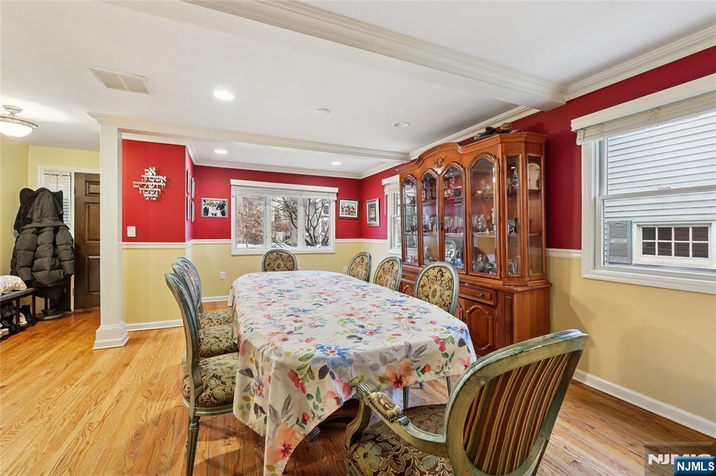 50 Highgate Terrace Bergenfield, NJ 07621 - Photo 7 of 37