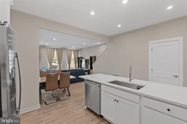 $2,900 | 819 A Ambrose Lane, Manassas, VA 20111