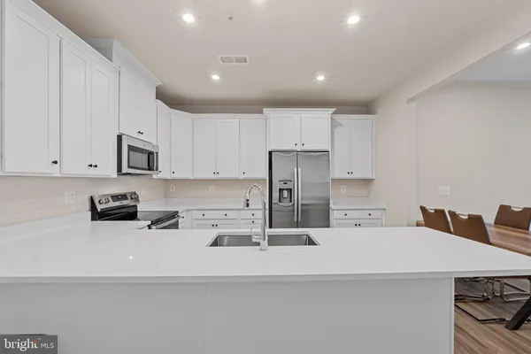 $2,900 | 819 A Ambrose Lane, Manassas, VA 20111