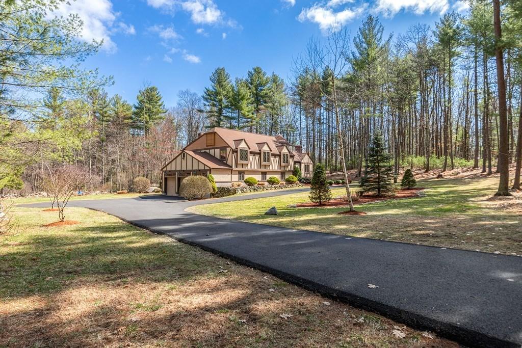 77 Richardson Road Boxborough, MA 01719 - Photo 26 of 32 a view of a park with large trees