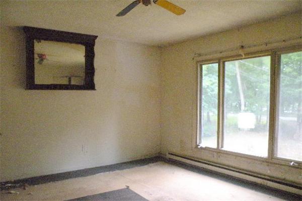 228 Arnold Road Sturbridge, MA 01518 - Photo 9 of 12