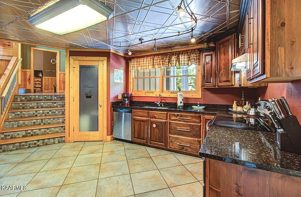 442 P A Proffitt Road Gatlinburg, TN 37738 - Photo 14 of 44 Gallery Image 14