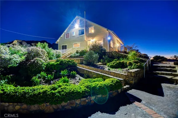 a view of a city street view