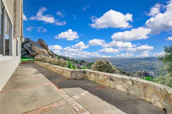 $1,300,000 | 6750 Rainbow Heights Road, Fallbrook, CA 92028