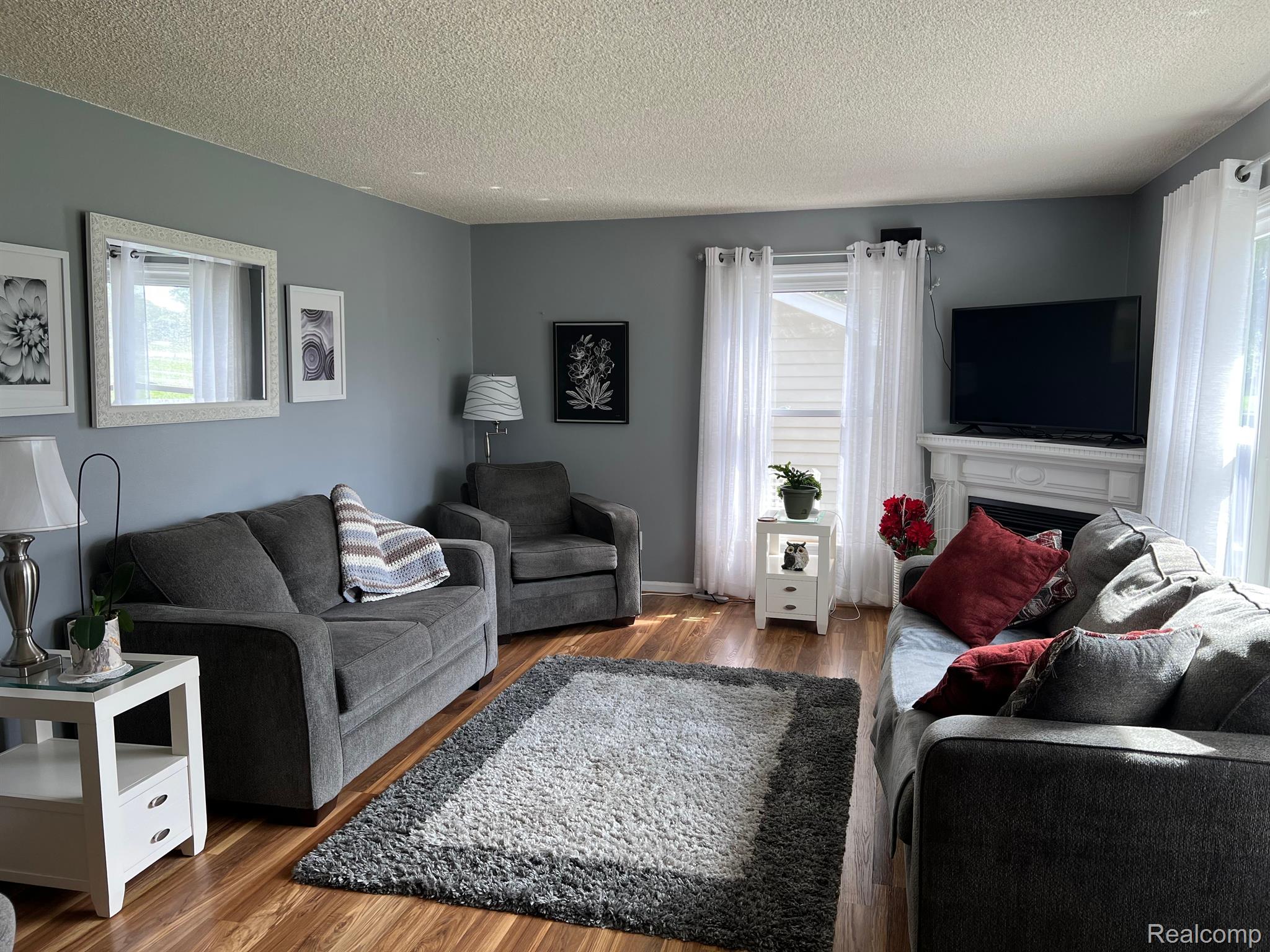 45166 Geddes Road Canton, MI 48188 - Photo 12 of 31 Gallery Image 12