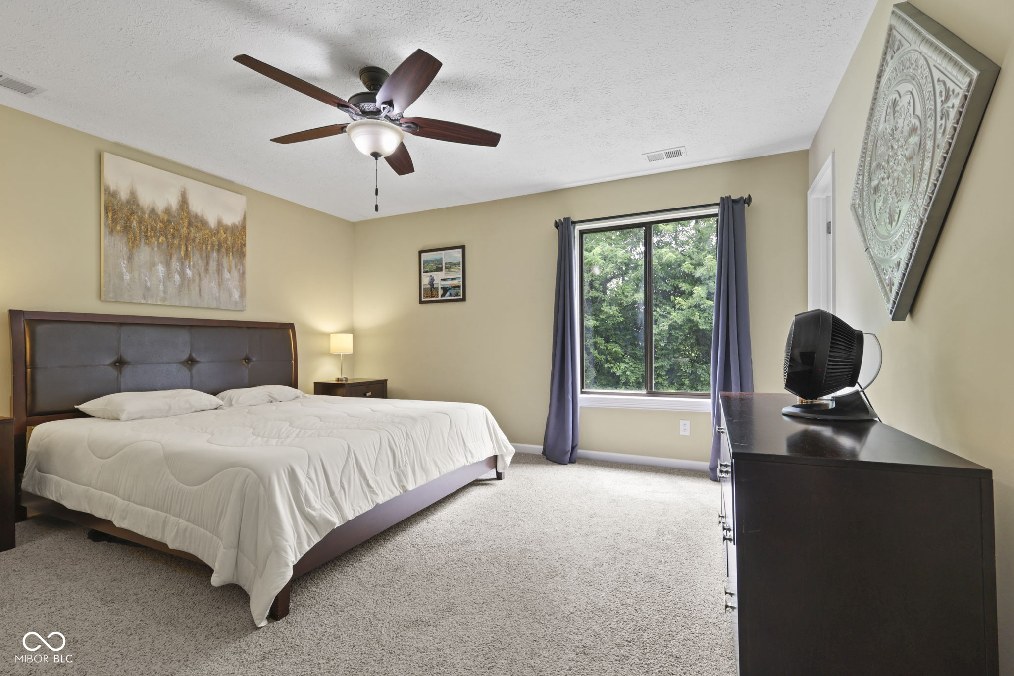 386 Boonesboro Road Greenwood, IN 46142 - Photo 8 of 16