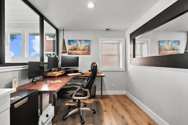 $849,900 | 931 Treasure Island Drive, Mattawan, MI 49071