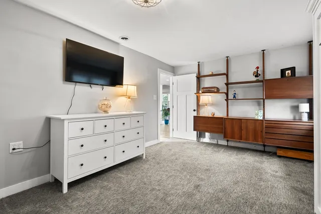 $849,900 | 931 Treasure Island Drive, Mattawan, MI 49071