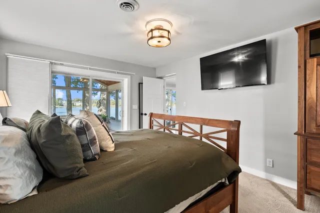 $849,900 | 931 Treasure Island Drive, Mattawan, MI 49071