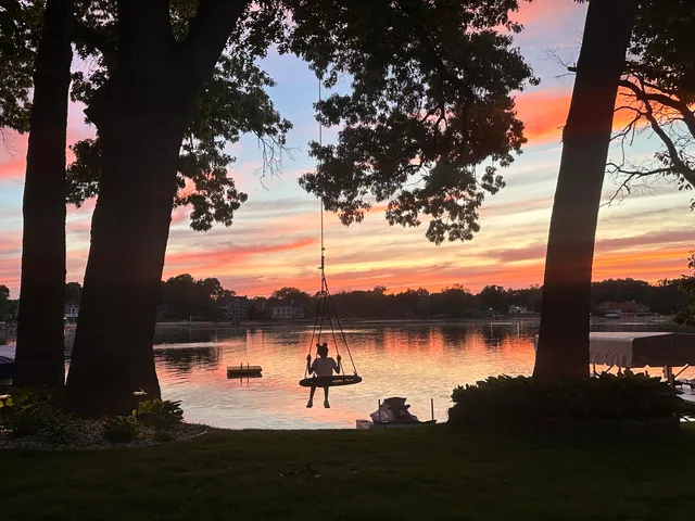 $849,900 | 931 Treasure Island Drive, Mattawan, MI 49071