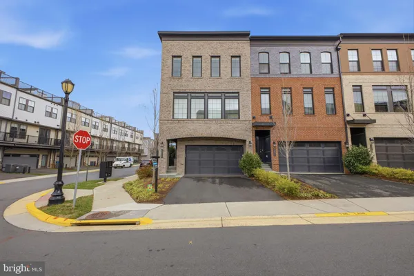 $4,300 | 42313 Impervious Terrace, Brambleton, VA 20148