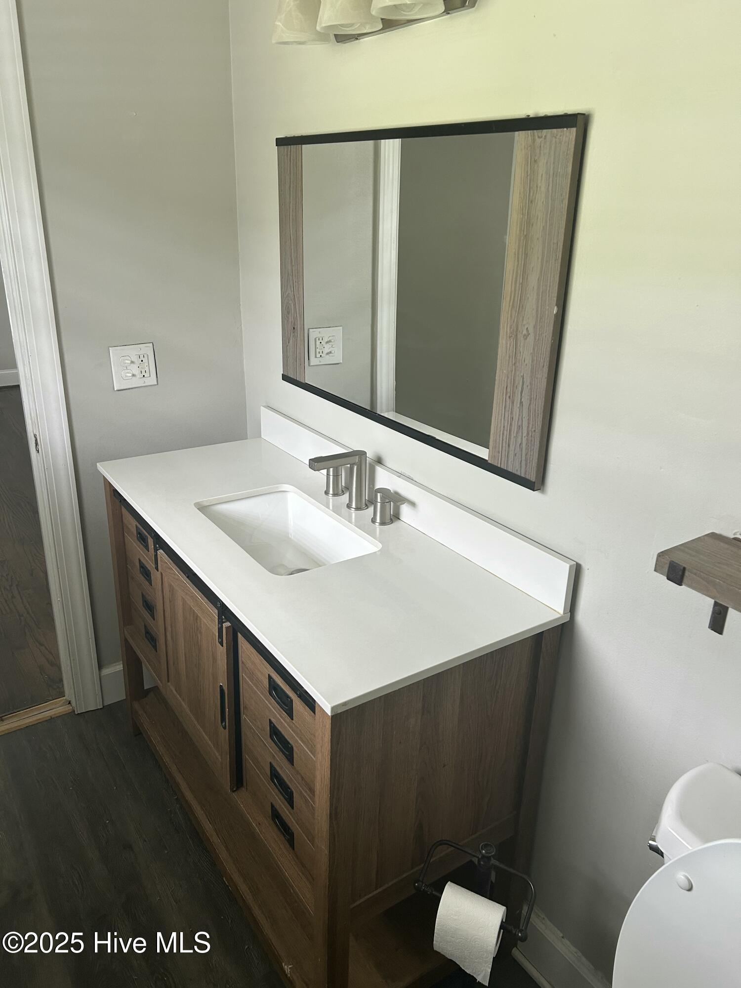 1846 Crestview Street Kinston, NC 28504 - Photo 11 of 18 IMG_0086