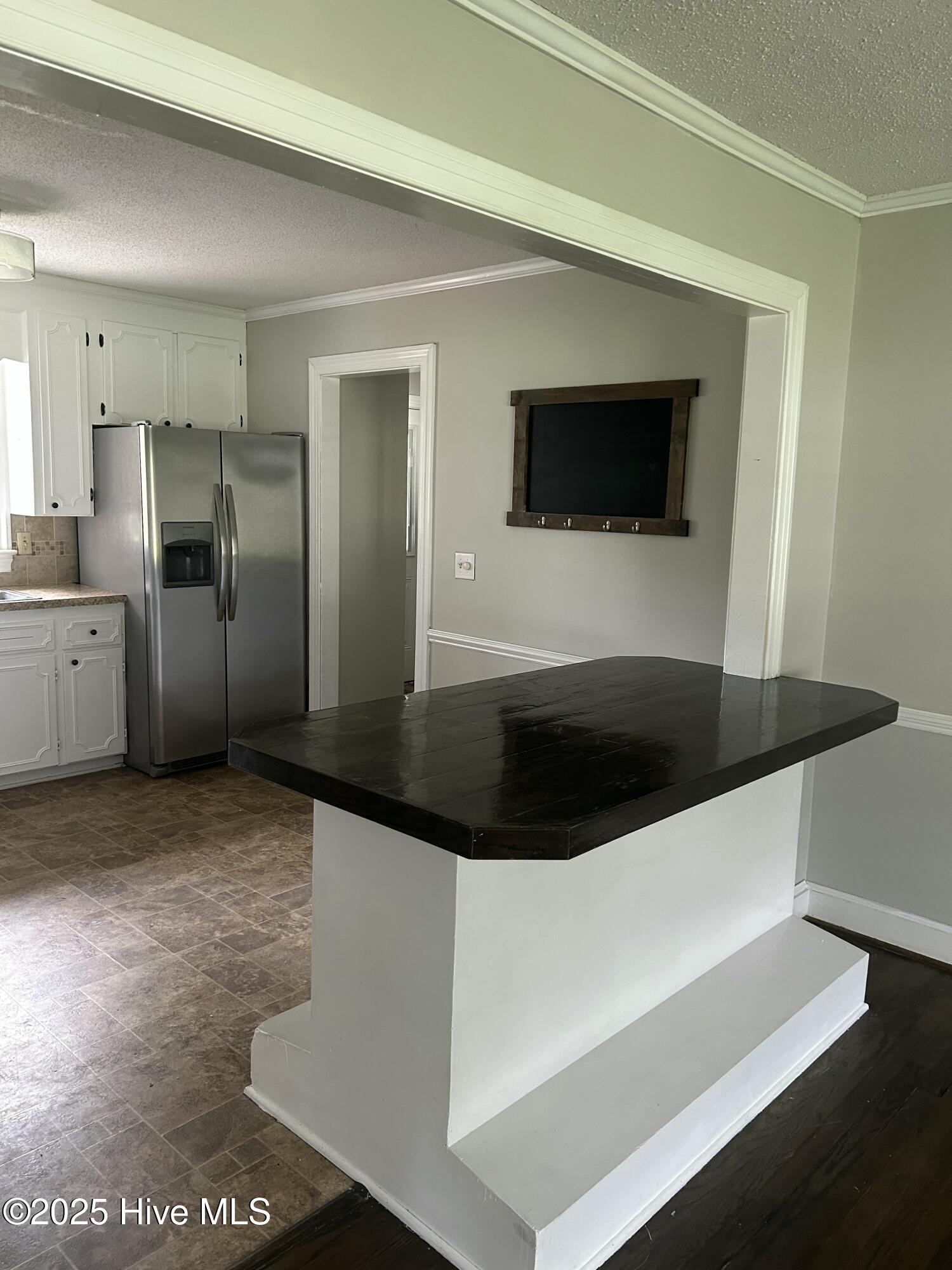 1846 Crestview Street Kinston, NC 28504 - Photo 8 of 18 IMG_0102