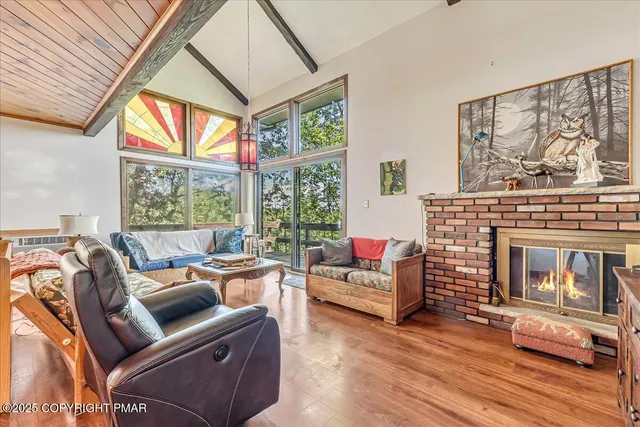 $449,600 | 262 Overlook Way, Tannersville, PA 18372