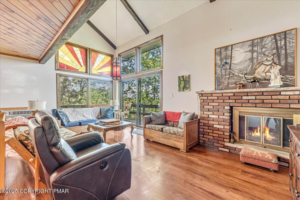 262 Overlook Way Tannersville, PA 18372 - Photo 16 of 82 10-Photo Aug 22 2025, 12 39 04 PM (1)