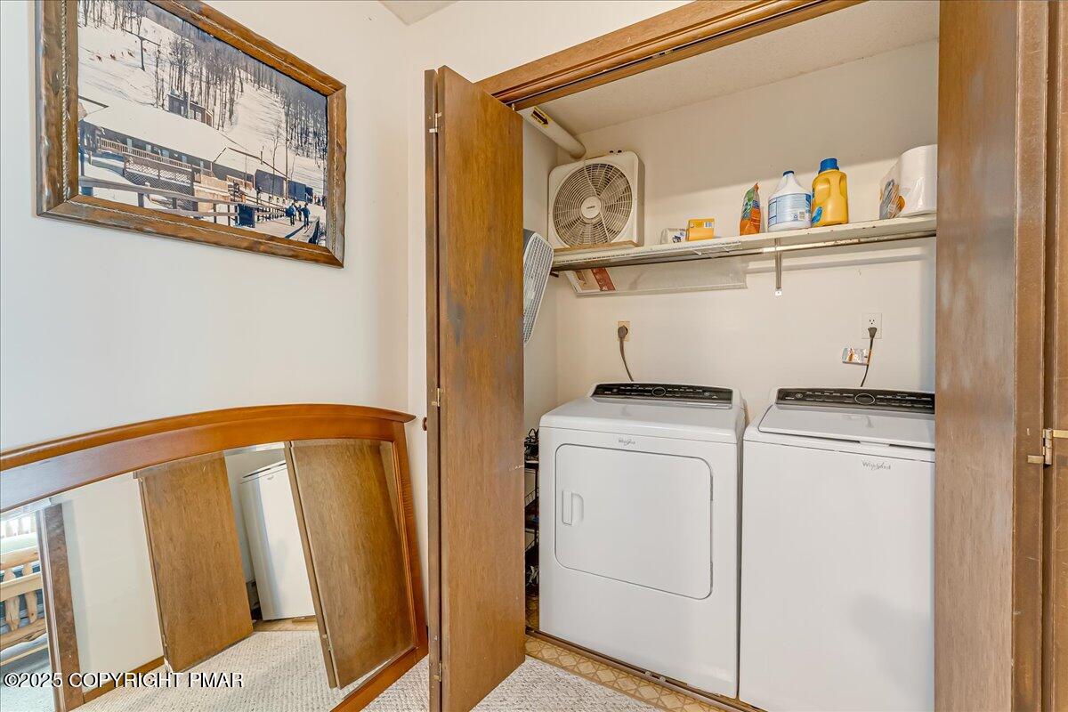 262 Overlook Way Tannersville, PA 18372 - Photo 33 of 82 39-Photo Aug 22 2025, 12 36 09 PM