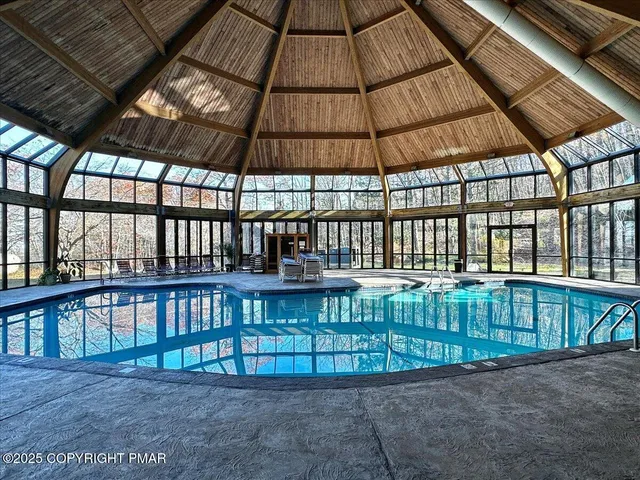 $449,600 | 262 Overlook Way, Tannersville, PA 18372